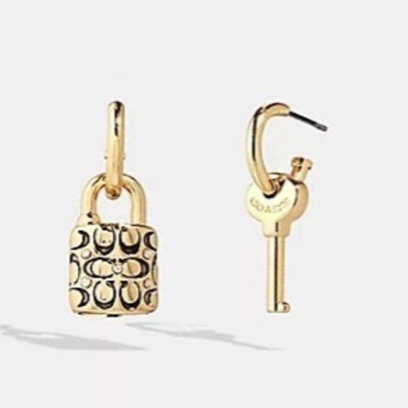 Coach Lock and Key Gold-tone Plated Brass & Crystals Quilted Mismatched Earrings - Picture 5 of 10